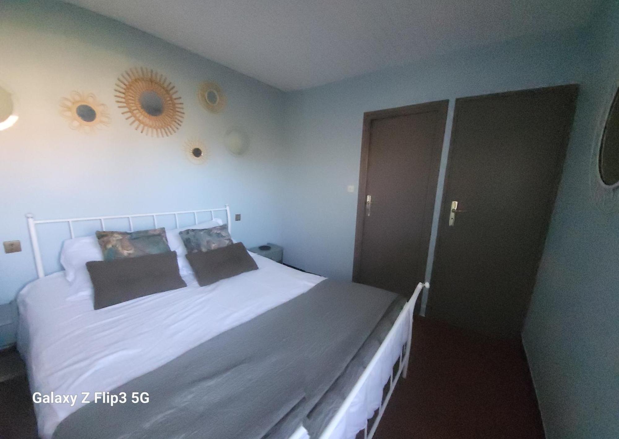 Appartement-1- Prive, Terrasse, Parking Et Jardin Holiday home